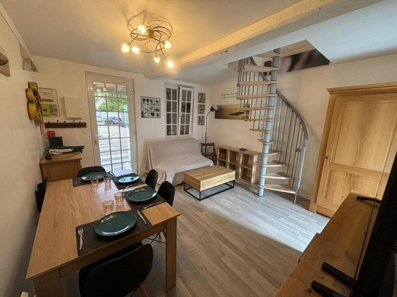 Charmante Maison Wifi Tele 65 Pouces Netflix Choisy-au-Bac Extérieur photo